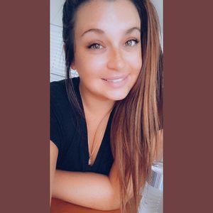 Meet your Posher, Dana